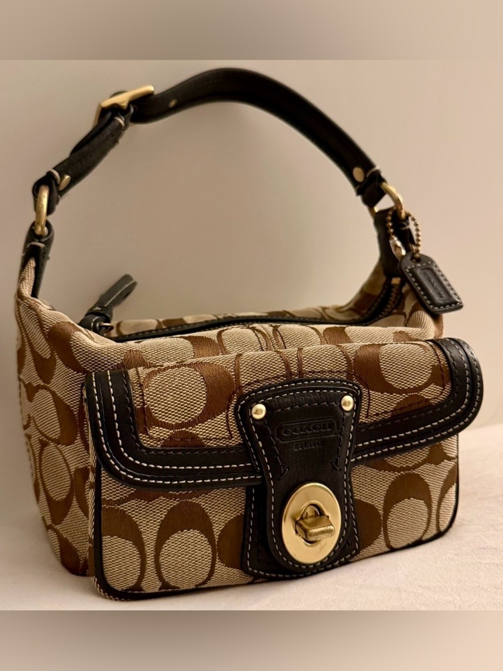 👑✅PRICE FIRM✅ Beautiful Brown COACH Legacy Signature CC Canvas Mini Bag - Picture 14 of 16